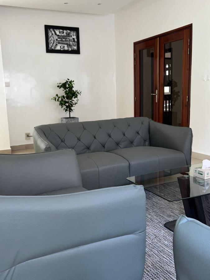 Residence La Renaissance De Dakar Ouakam Bagian luar foto
