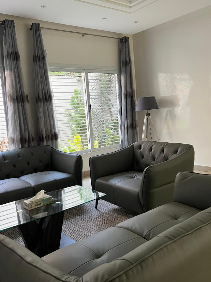 Residence La Renaissance De Dakar Ouakam Bagian luar foto