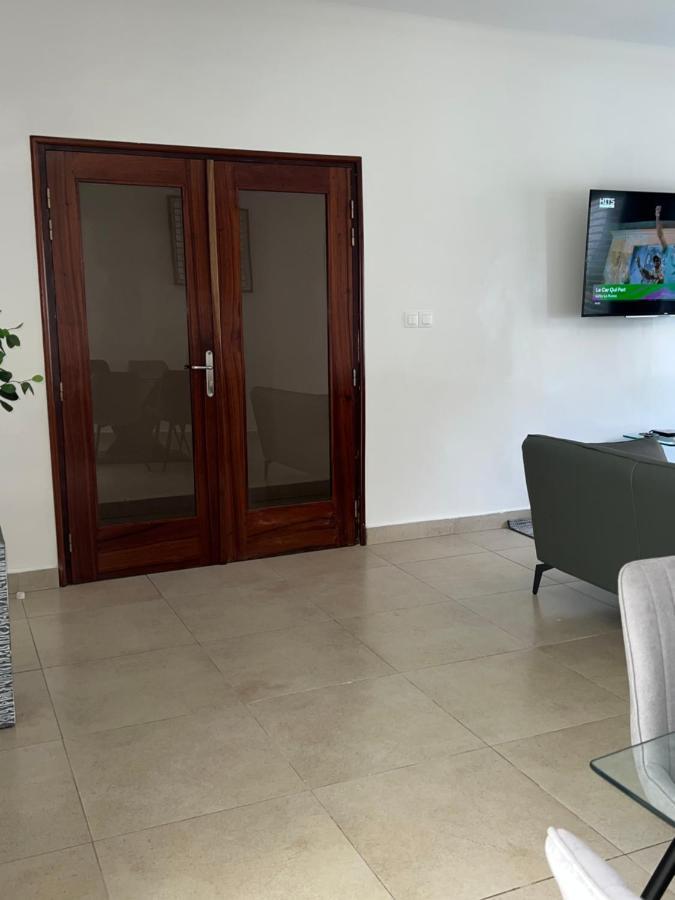 Residence La Renaissance De Dakar Ouakam Bagian luar foto